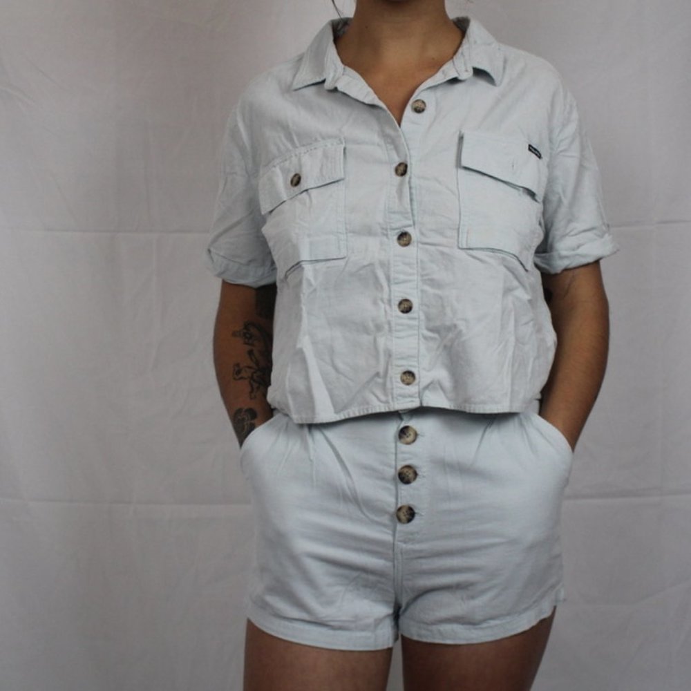 Volcom corduroy top & short set!